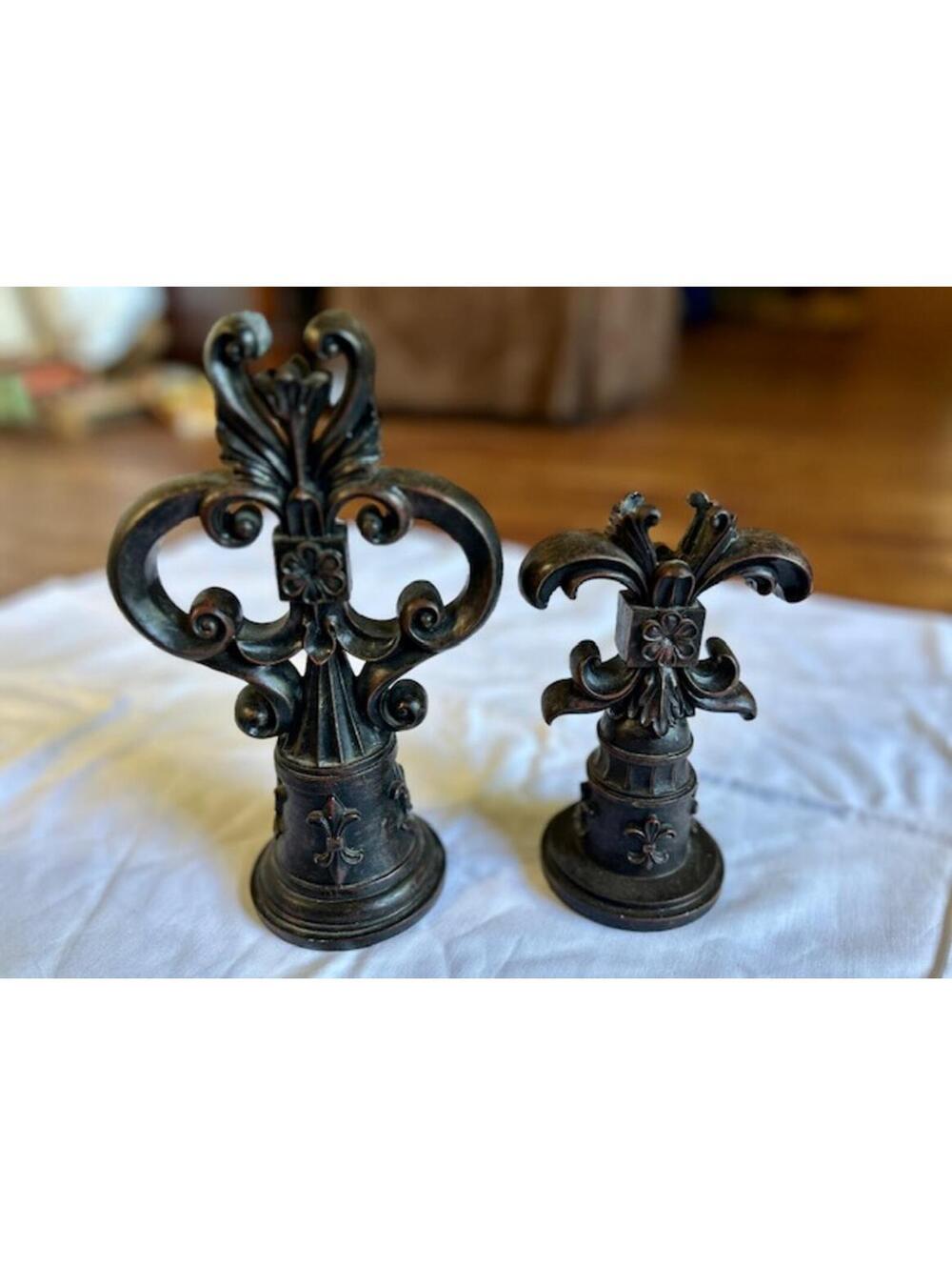 Set of 2 Decorative Fleur-de-Lis Finials